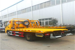 西畴附近拖车救援搭电